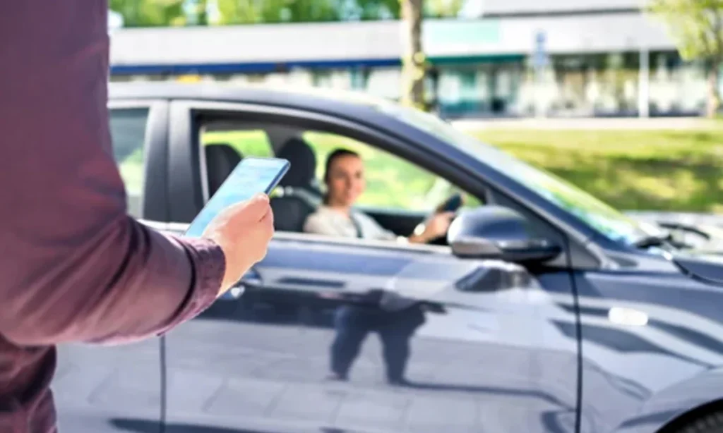 Rent a Car vs. Ride-Sharing: Which Is the Better Option for Your Next Trip?